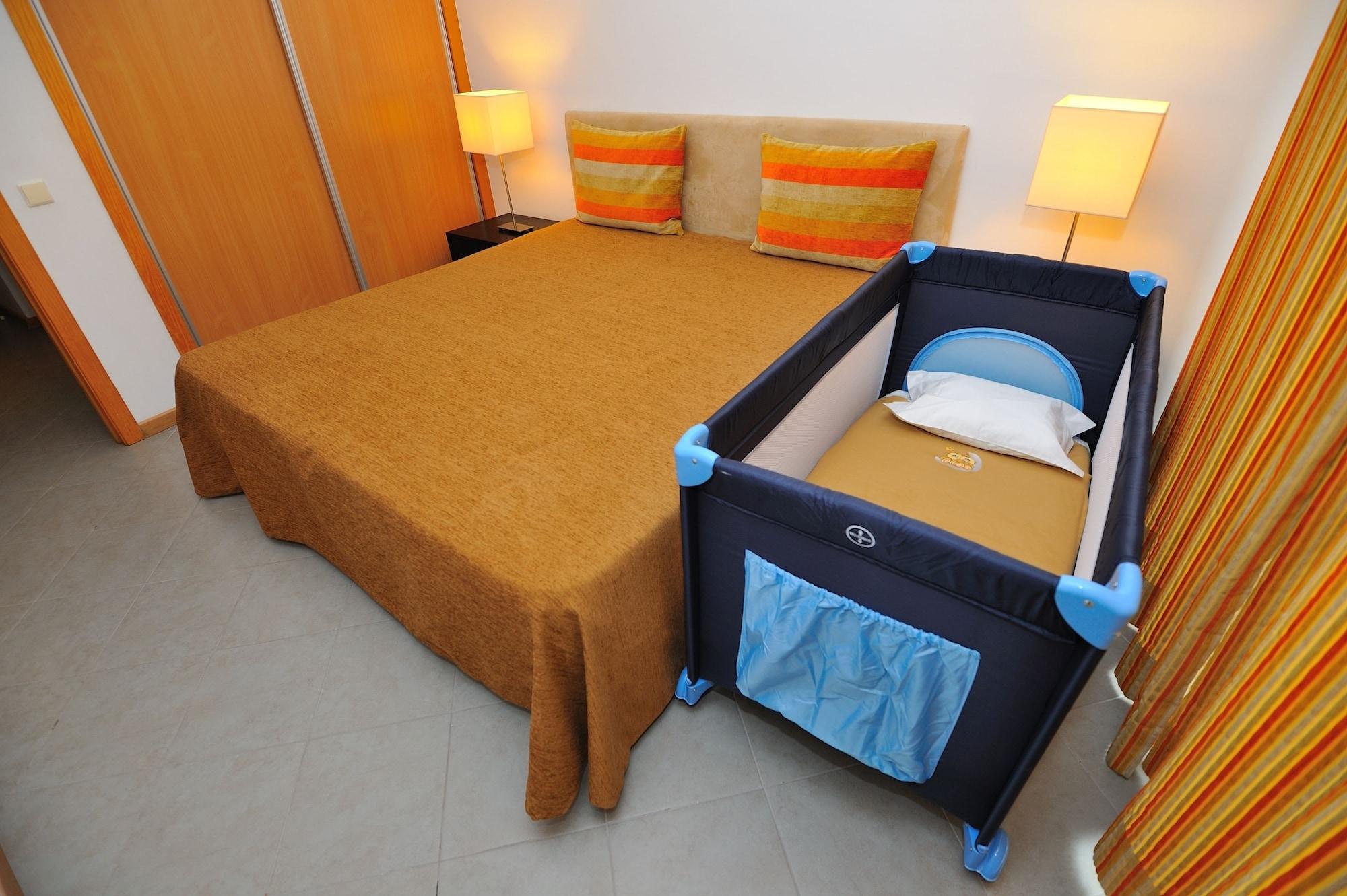 Oceano Atlantico Apartamentos Turisticos ปอร์ติเมา ภายนอก รูปภาพ